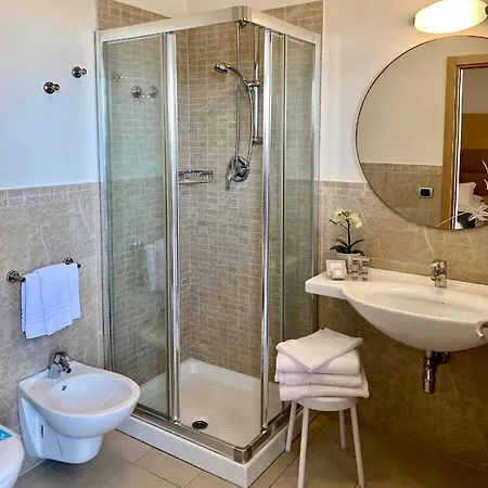 Granada Szálloda Milano Marittima