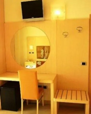 Szálloda Granada Milano Marittima