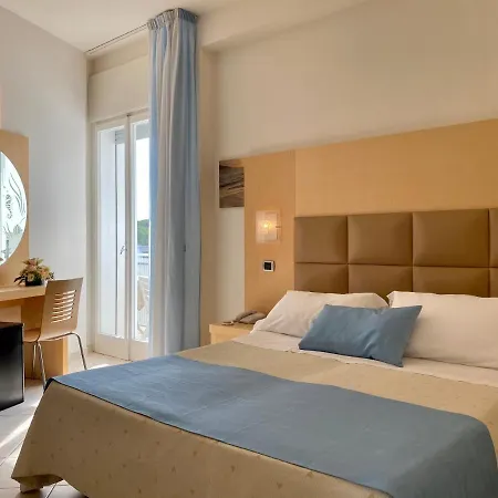 Granada Hotel 4*