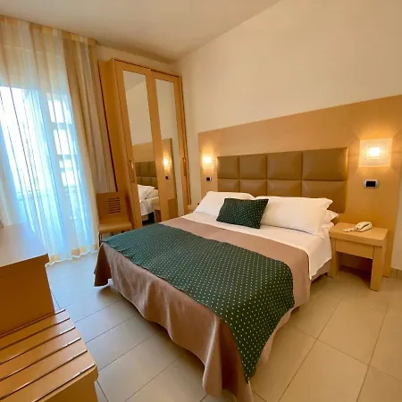 Granada 4*
