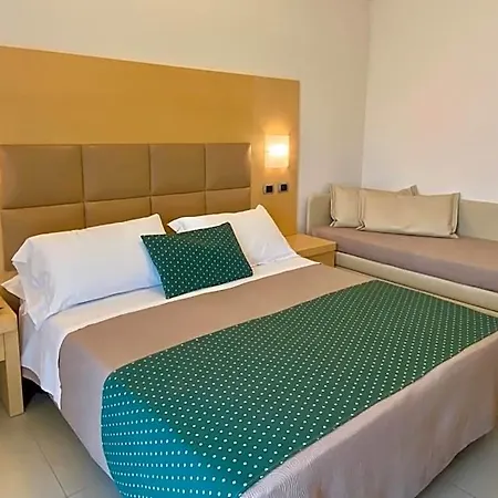 Hotel Granada 4*
