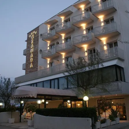 Granada 4*