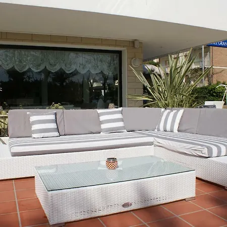 Granada Hotel 4*