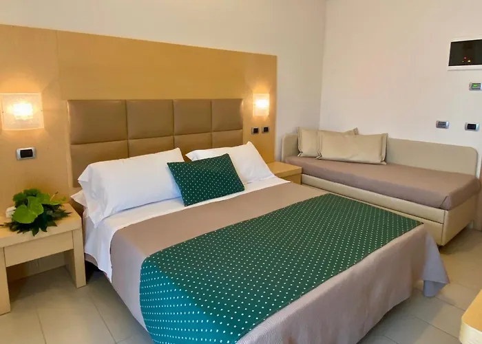 Granada ميلانو ماريتيما